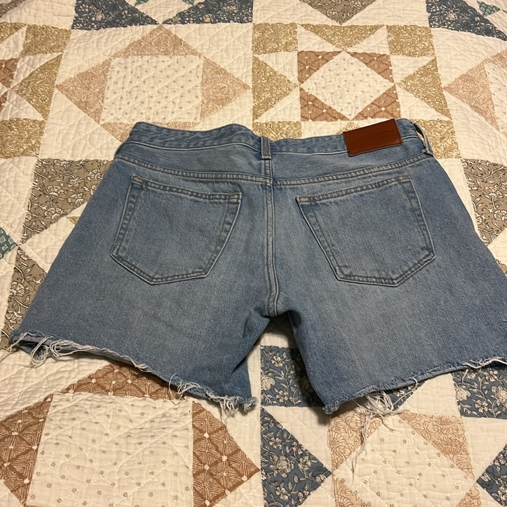 Lucky Brand women’s Jean shorts - Picture 4 of 4